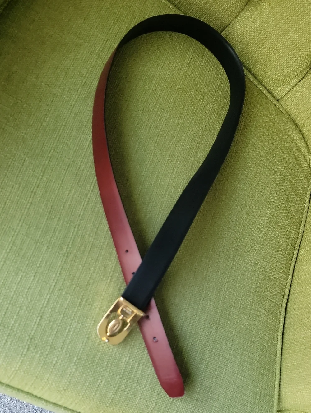 Pierre Cardin Men's Reversible Burgundy/Black Leather Belt with Gold Buckle